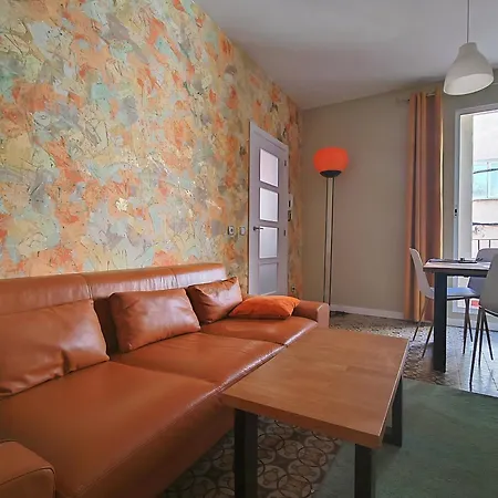 公寓 Art Flat In Center 160m To Sea